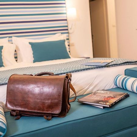 Yourhome - Unica Luxury Apartment Кастелламмаре-ди-Стабия Экстерьер фото